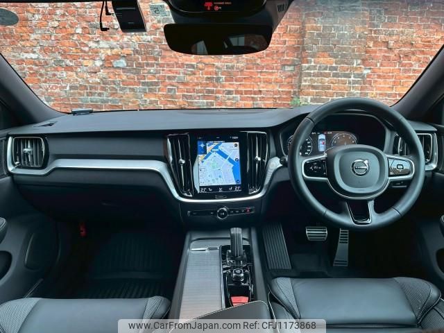 volvo v60 2022 quick_quick_5AA-ZB420TM_YV1ZWL1MDN1489990 image 2