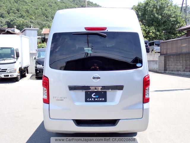 nissan nv350-caravan-wagon 2018 GOO_JP_700072025530240711002 image 2