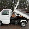 suzuki carry-truck 2005 GOO_JP_700090373030250131004 image 25