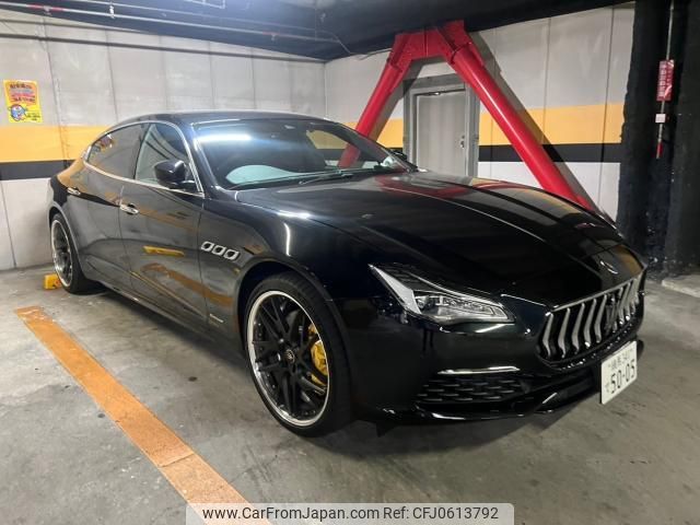 maserati quattroporte 2017 quick_quick_ABA-MQP30C_ZAMXP56C001258209 image 1