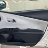 toyota prius 2018 CFJ1676758 image 10