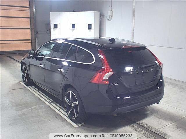 volvo v60 2013 -VOLVO--Volvo V60 FB4164T--D1122183---VOLVO--Volvo V60 FB4164T--D1122183- image 2