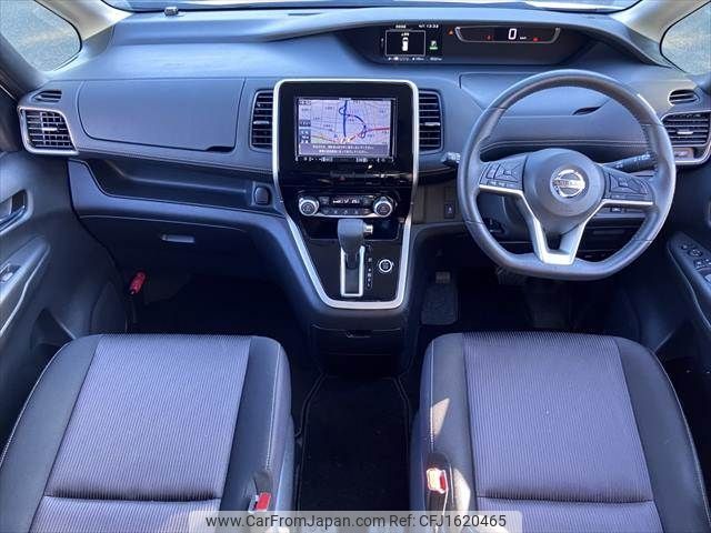 nissan serena 2018 CFJ1620465 image 2