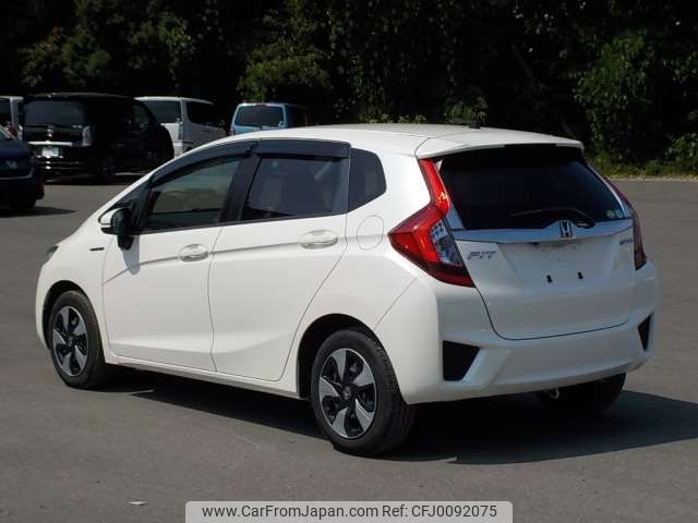 honda fit 2015 -HONDA--Fit DAA-GP5--GP5-3303069---HONDA--Fit DAA-GP5--GP5-3303069- image 2