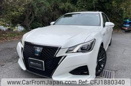 toyota crown 2018 CFJ1880340