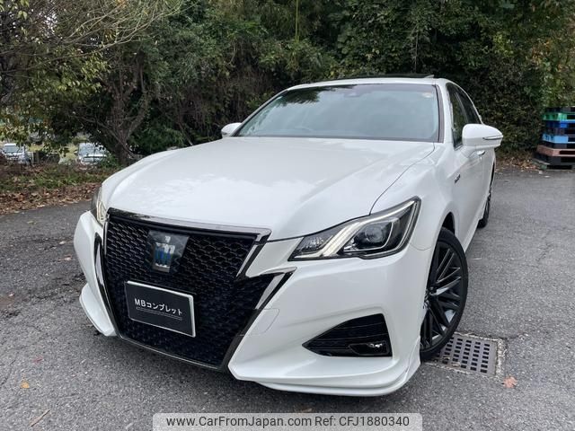 toyota crown 2018 CFJ1880340 image 1