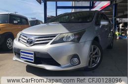toyota avensis 2012 CFJ0128096