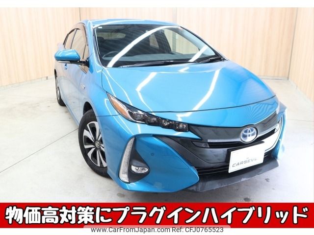 toyota prius-phv 2017 -TOYOTA--Prius PHV DLA-ZVW52--ZVW52-3014720---TOYOTA--Prius PHV DLA-ZVW52--ZVW52-3014720- image 1