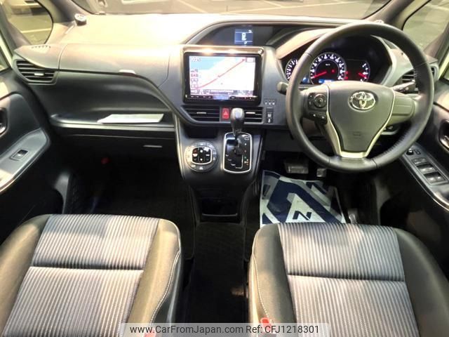 toyota voxy 2016 quick_quick_ZRR80W_ZRR80-0195152 image 2