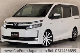 toyota voxy 2014 481