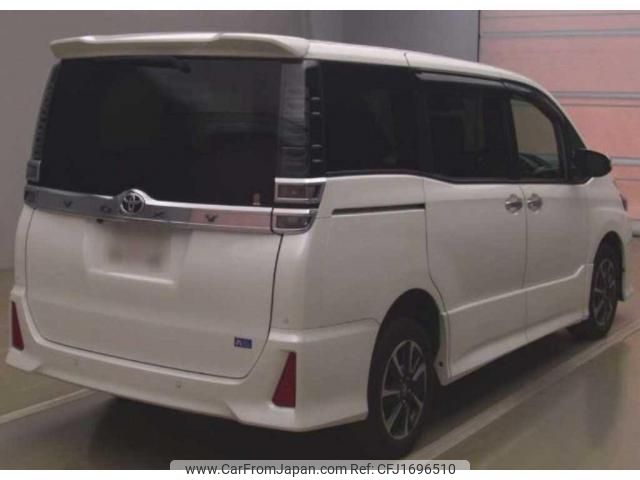 toyota voxy 2020 CFJ1696510 image 2