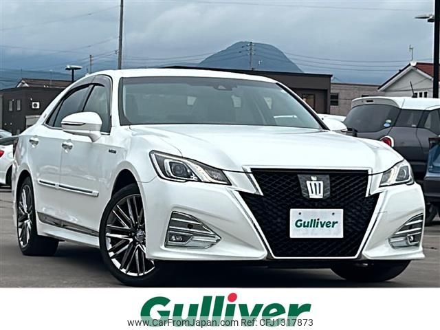toyota crown 2017 CFJ1317873 image 1