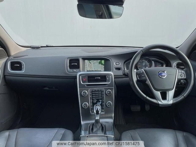 volvo v60 2016 CFJ1581475 image 2