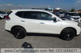 nissan x-trail 2015 CFJ1694471