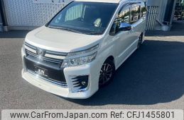 toyota voxy 2015 CFJ1455801