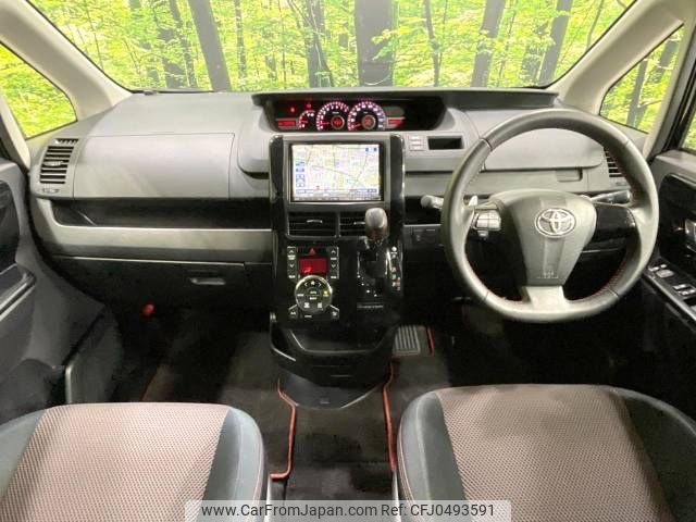 toyota voxy 2012 -TOYOTA--Voxy DBA-ZRR70W--ZRR70-0460725---TOYOTA--Voxy DBA-ZRR70W--ZRR70-0460725- image 2