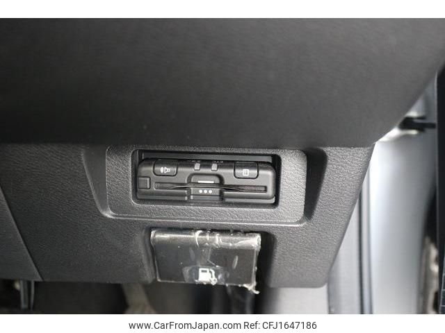 nissan aura 2021 CFJ1647186 image 2