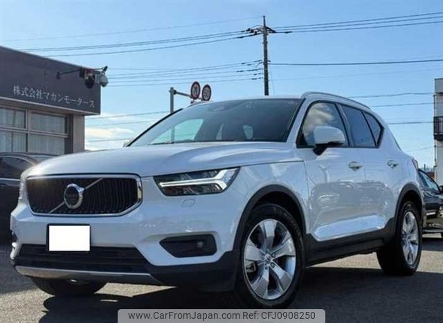 volvo xc40 2018 23127 image 2