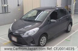 toyota vitz 2019 -TOYOTA--Vitz KSP130-4008661---TOYOTA--Vitz KSP130-4008661-