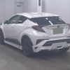 toyota c-hr 2018 quick_quick_DAA-ZYX10_ZYX10-2159429 image 2