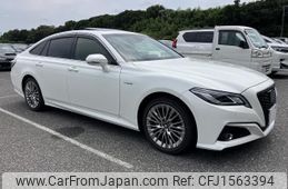 toyota crown-hybrid 2018 CFJ1563394