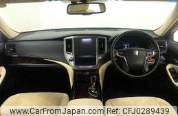 toyota crown 2015 504928-924739