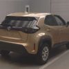 toyota yaris-cross 2022 CFJ1752348 image 2