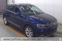 volkswagen tiguan 2020 CFJ1752220