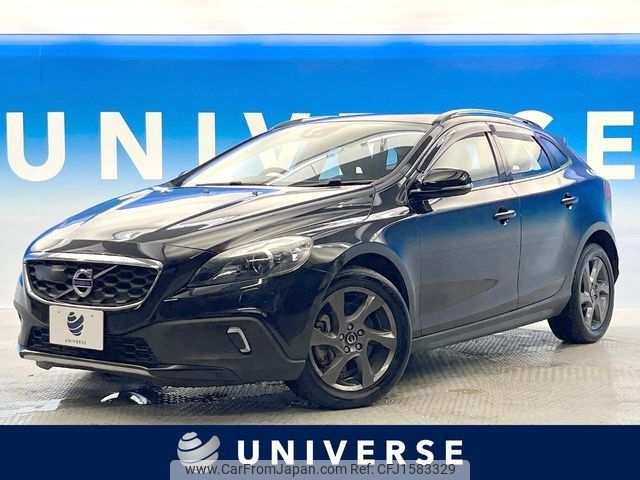 volvo v40 2013 CFJ1583329 image 1