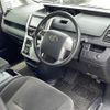 toyota noah 2011 CFJ1578390 image 6