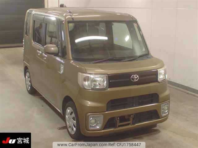 toyota pixis-mega 2016 CFJ1758447 image 1