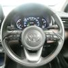 toyota yaris-cross 2020 CFJ1821989 image 11