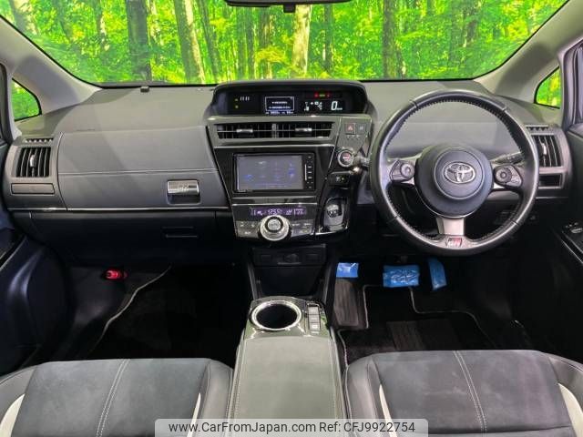 toyota prius-α 2018 -TOYOTA--Prius α DAA-ZVW41W--ZVW41-0073066---TOYOTA--Prius α DAA-ZVW41W--ZVW41-0073066- image 2