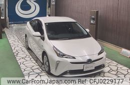 toyota prius 2019 -TOYOTA--Prius ZVW51-6095088---TOYOTA--Prius ZVW51-6095088-