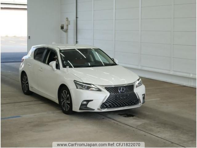 lexus ct 2020 CFJ1822070 image 1