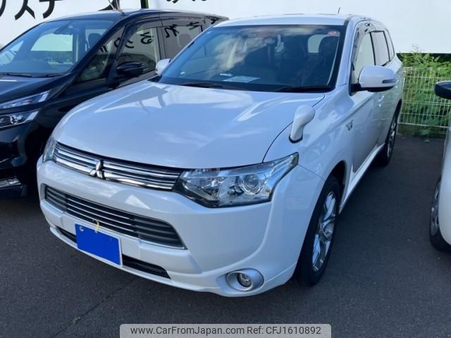 mitsubishi outlander-phev 2014 CFJ1610892 image 2