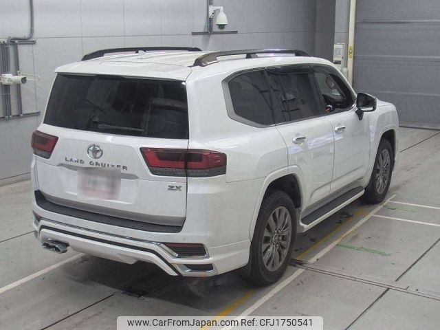 toyota land-cruiser-wagon 2023 CFJ1750541 image 2