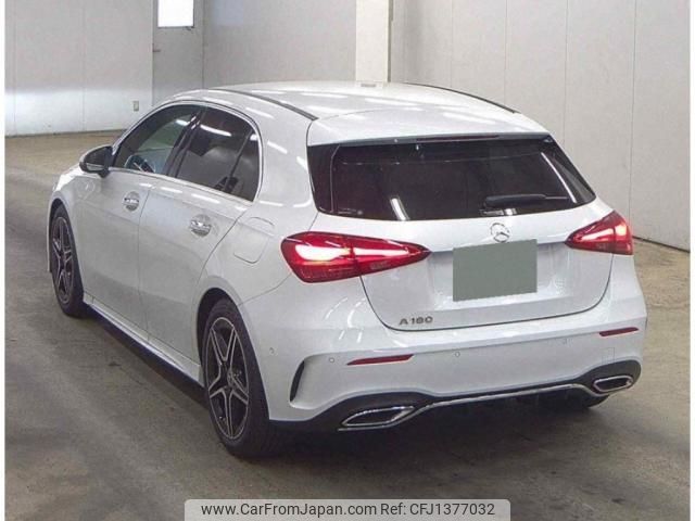 mercedes-benz a-class 2024 quick_quick_5AA-177084_W1K1770842V197706 image 2
