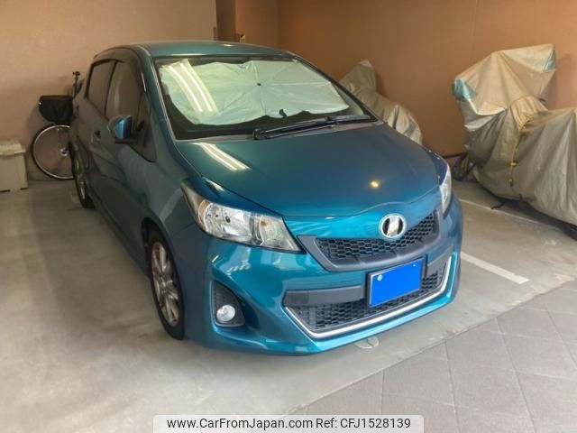 toyota vitz 2011 CFJ1528139 image 1