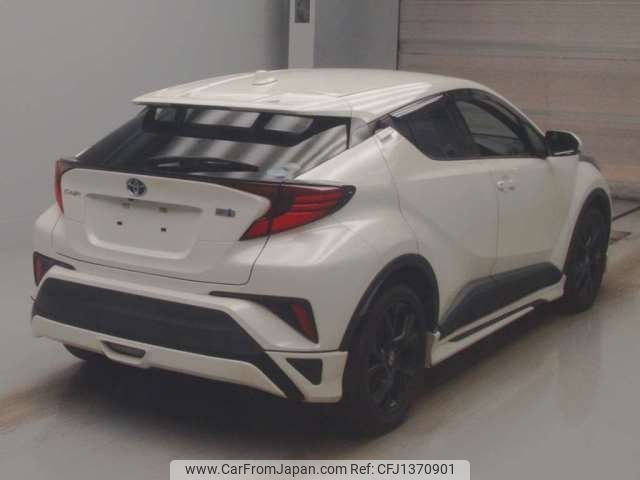toyota c-hr 2020 -TOYOTA--C-HR 6AA-ZYX11--ZYX11-2030597---TOYOTA--C-HR 6AA-ZYX11--ZYX11-2030597- image 2