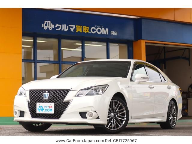 toyota crown-hybrid 2013 CFJ1725967 image 1