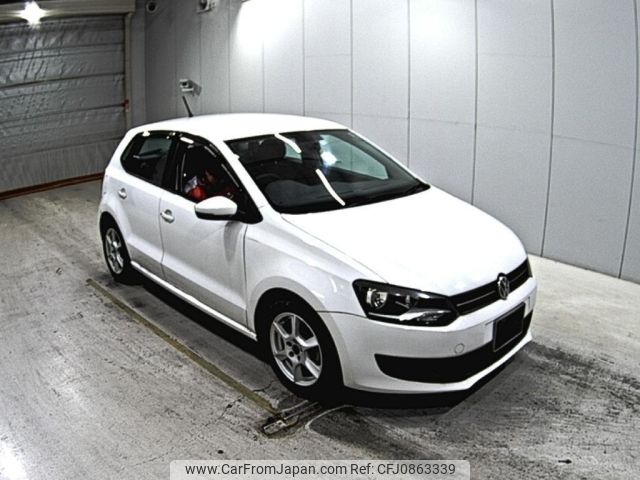 volkswagen polo 2010 -VOLKSWAGEN--VW Polo 6RCBZ-WVWZZZ6RZAU045600---VOLKSWAGEN--VW Polo 6RCBZ-WVWZZZ6RZAU045600- image 1