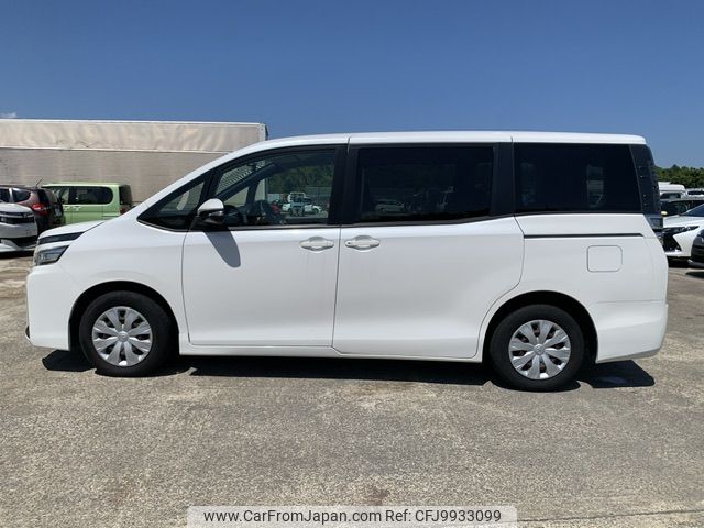 toyota voxy 2018 NIKYO_SJ17779 image 2