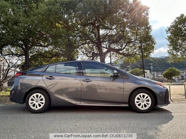 toyota prius 2019 quick_quick_ZVW51_ZVW51-6136054 image 2