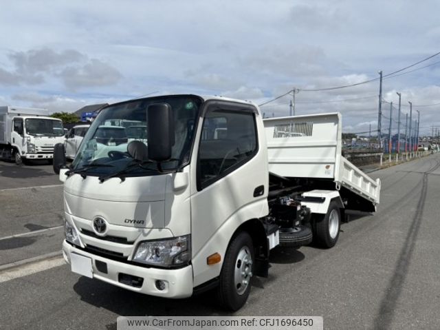 toyota dyna-truck 2025 CFJ1696450 image 1