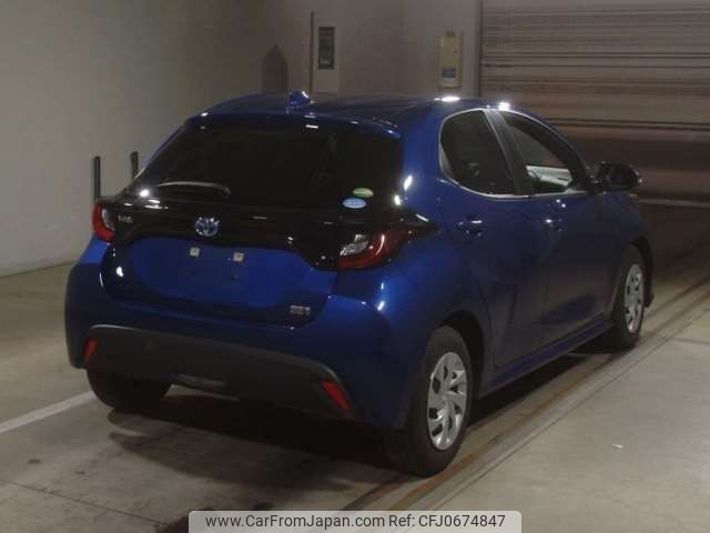 toyota yaris 2021 -TOYOTA--Yaris 6AA-MXPH10--MXPH10-2048163---TOYOTA--Yaris 6AA-MXPH10--MXPH10-2048163- image 2