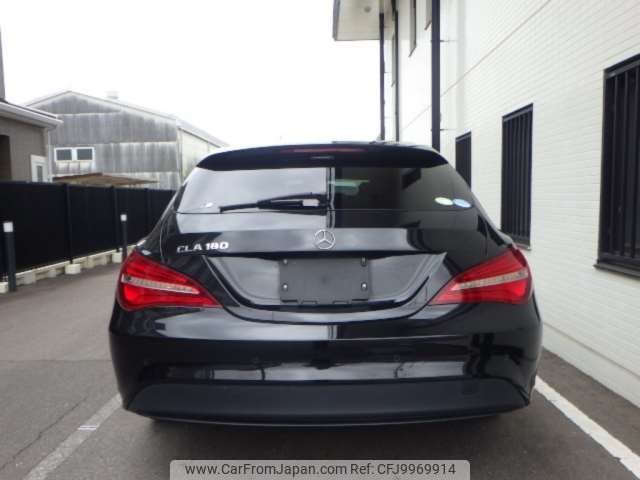 mercedes-benz cla-class 2017 CFJ9969914 image 2