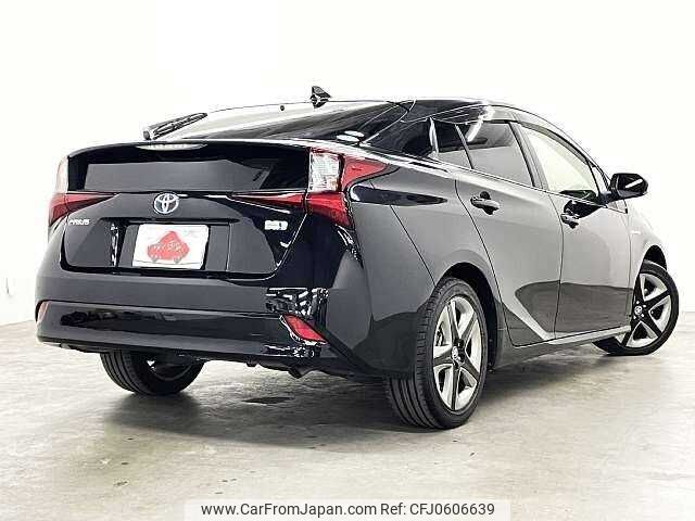 toyota prius 2020 504928-927080 image 2