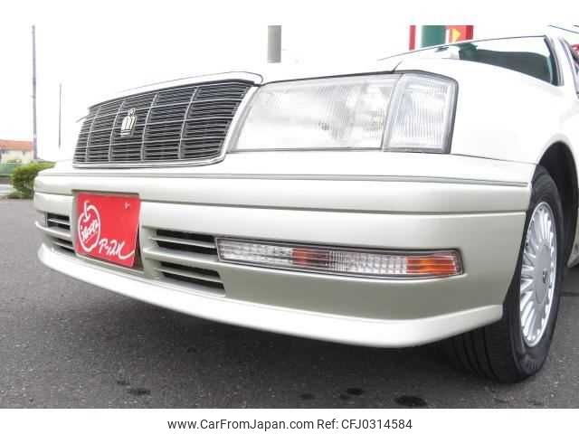 toyota crown 1996 I340 image 2