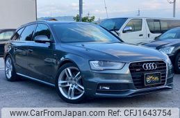 audi a4-avant 2012 CFJ1643754